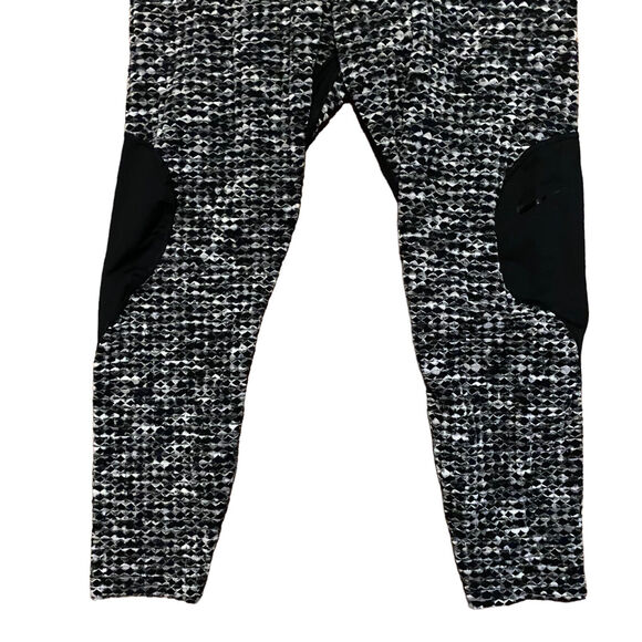 Nike Pro HyperWarm Womens Plus Size 2X Leggings AR1912-010 Black Workout - Picture 6 of 12